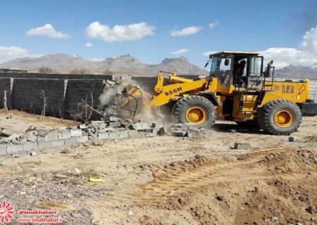 ۲۱ مورد ساخت و ساز غیر مجاز در شهرضا تخریب شد