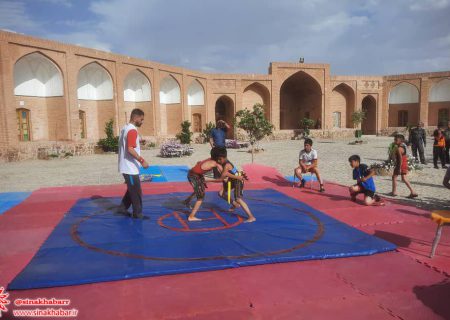 جشنواره بازی های بومی و محلی و کشتی سنتی شهرستان شهرضا به میزبانی روستای امین‏آباد برگزار شد