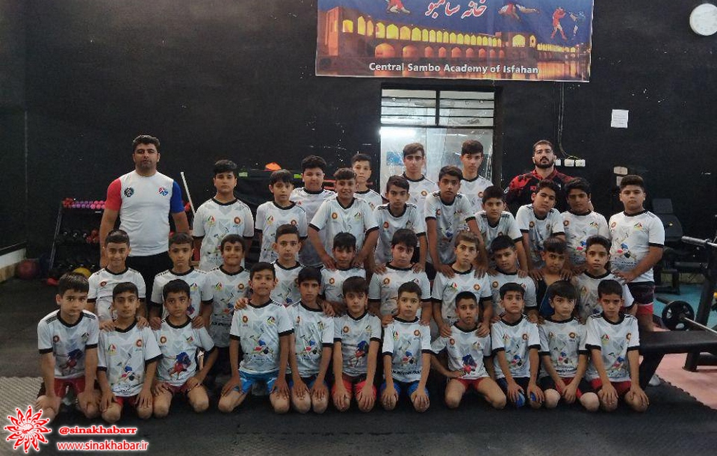تیم خردسالان سامبو شهرضا در مسابقات استان درخشیدند