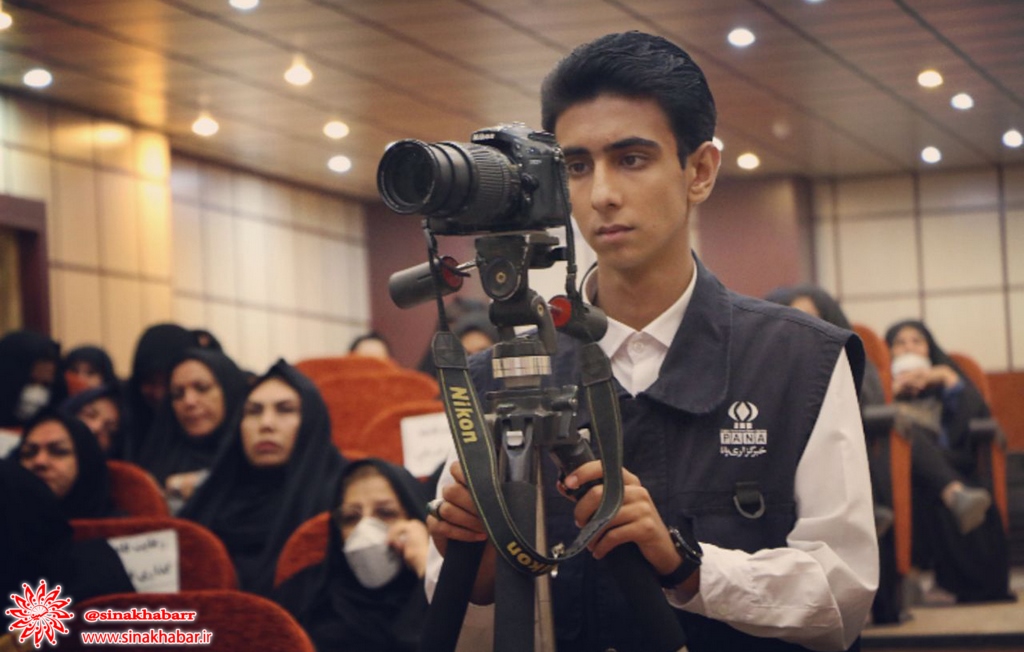 نوجوان شهرضایی در سومین جشنواره فرهنگی و هنری کشوری رتبه اول خبرنگاری را کسب کرد
