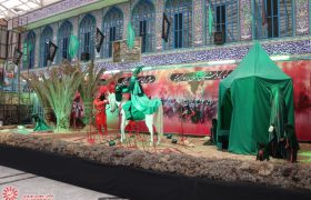 ساخت و نمایش ماکت صحنه هایی از واقعه عاشورا در حسینیه بیت الاصغر(ع) شهرضا