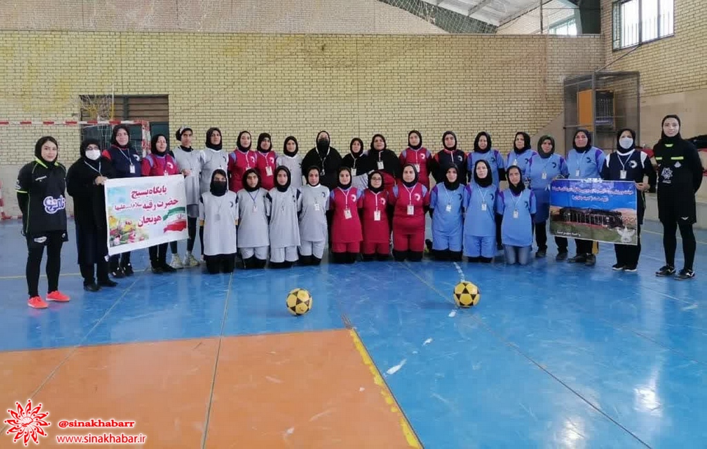 سوت پایان مسابقات مینی فوتبال جام پرچم بانوان روستاهای شهرضا زده شد