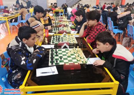 هشتمین دوره مسابقات شطرنج آزاد کشوری جام شهید همت در شهرضا برگزار شد
