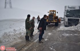 کمک رسانی گروه ۲۲ توپخانه ارتش شهرضا در باز کردن محور شهرضا سمیرم