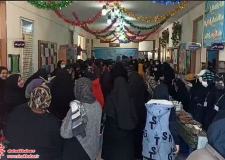 بازارچه کسب و کار دانش آموزی دبیرستان دخترانه علیپور شهر منظریه برگزار شد