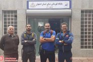 ۵ مدال ارزشمند ره آورد شناگران مدرسه شنای نوید شهرضا در رقابت های باشگاه های استان