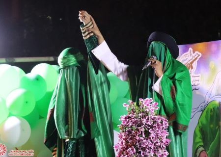 راه اندازی قافله تعزیه خوانی غدیر و  اجرای گروه سرود در میادین شهرضا به مناسبت عید غدیر