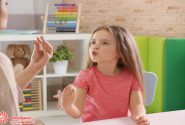 ۵ توصیه کلیدی به والدینی که کودک‌شان دیر زبان باز می‌کند