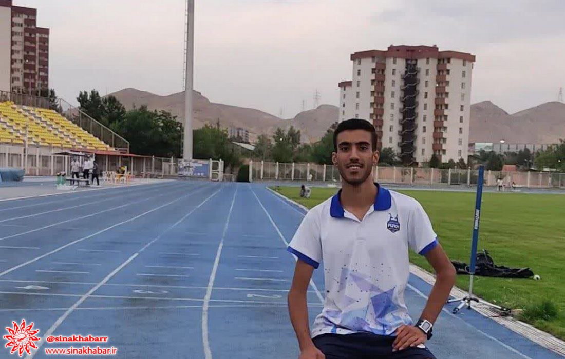 دانشجوی دانشگاه آزاد شهرضا پیراهن تیم ملی دو و میدانی را بر تن کرد