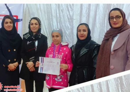 دختر شهرضایی در جشنواره آکروژیم استان مدال قهرمانی گرفت