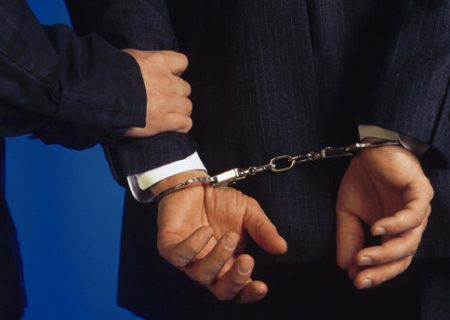 طلافروش متخلف شهرضا دستگیر شده است