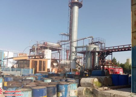 آتش سوزی کارخانه مواد شیمیایی در شهرک صنعتی پاتله شهرضا مهار شد