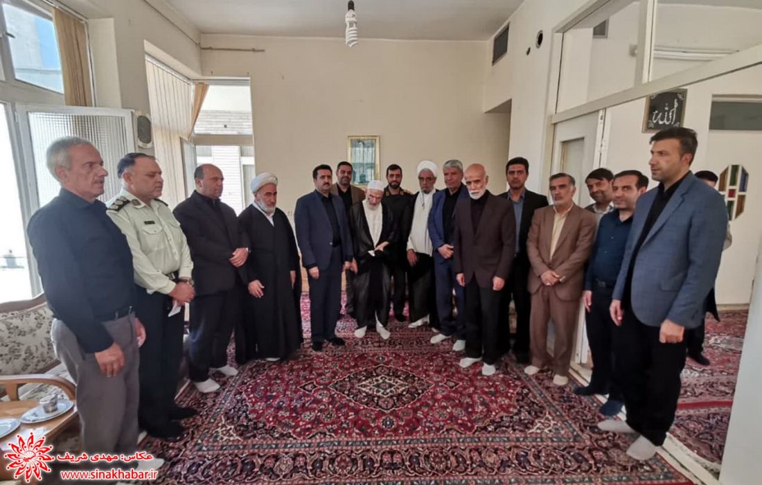 دیدار سرپرست شهرداری شهرضا و اعضای شورای اسلامی شهر با حضرت آیت الله حاج شیخ قدرت الله نجفی شهید زنده حادثه ۷ تیر