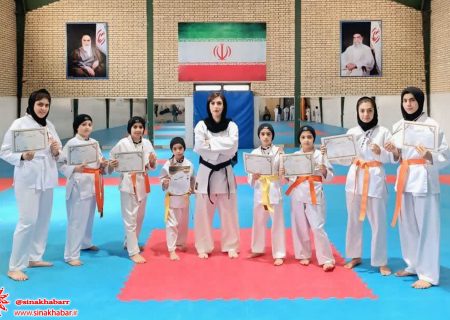 تیم کاراته آذرخش دختران شهرضا با کسب ۷ مدال در مسابقات نصف جهان درخشید