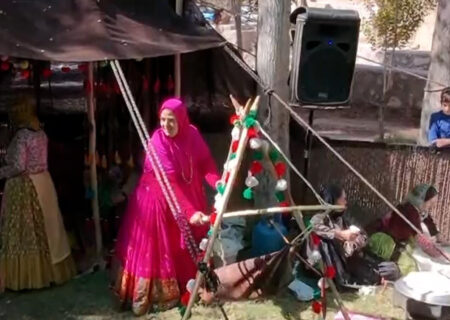 جشنواره روستایی عشایری در روستای دزج دهاقان برگزار شد