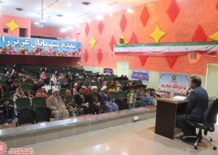 محفل انس با قرآن و تجلیل از ممتازین قرآنی گروه ۲۲ توپخانه ارتش در شهرضا