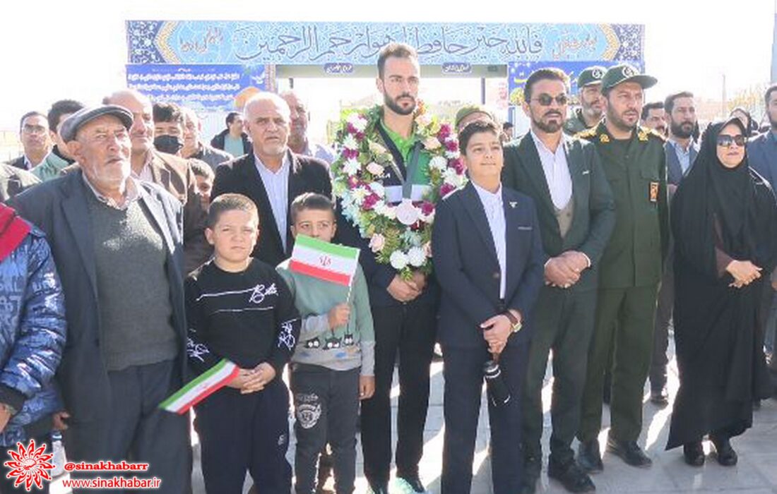 مراسم استقبال از وحید زینعلی، تکواندو کار ناشنوای شهرضایی برگزار شد