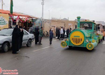 جشن شاد روز مادر در خیابان امام علی(ع) شهرضا با اجرای برنامه های متنوع فرهنگی