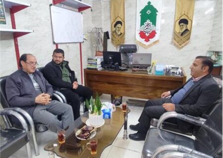 تاکید بر ترویج فرهنگ ایثار و شهادت در بازدید از موسسه فرهنگی هنری “مرآت”