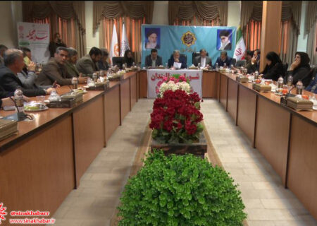 تمامی زنان سرپرست خانوار روستاهای شهرستان های شهرضا و دهاقان بیمه رایگان اجتماعی می شوند