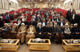 آیین رونمایی از محصولات هوشمند اسلامی در سالن همایش جامعه آل البیت (ع)