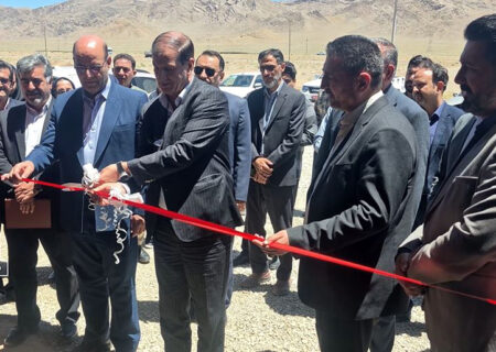یک واحد صنعتی گاوداری شیری در روستای وشاره شهرضا به بهره برداری رسید
