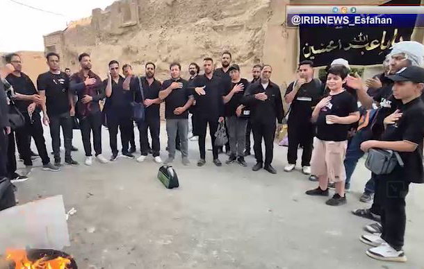 ۴۱ منبری آیینی قدیمی در شهرضا
