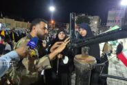 آموزش سلاح در تجمعات شبانه به همت دلاور مردان گروه ۲۲ توپخانه ارتش در شهرضا