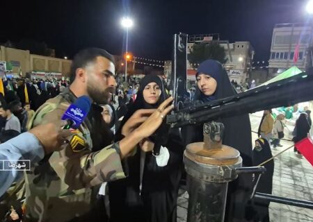 آموزش سلاح در تجمعات شبانه به همت دلاور مردان گروه ۲۲ توپخانه ارتش در شهرضا
