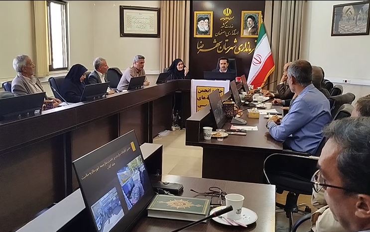 بیش از ۷ هزار نفر عضو کتابخانه های عمومی شهرستان شهرضا هستند