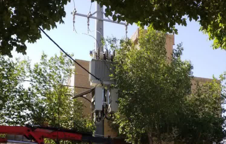 بهبود برق رسانی در خیابان بلال شهرضا