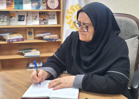 بیش از ۵ هزار نسخه کتاب برای کتابخانه های عمومی شهرضا خریداری شد