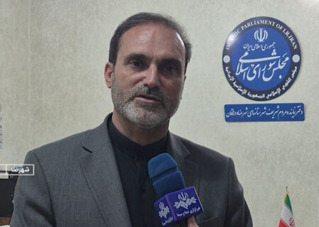  قطار زیارتی مشهد مقدس در مسیر شهرضا و دهاقان قرار گرفت