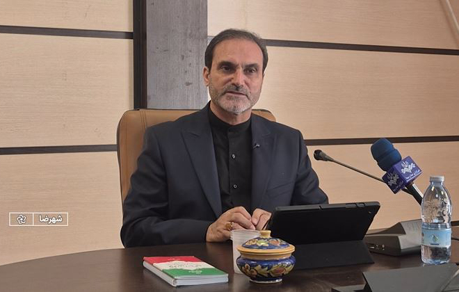 ۹۱۰ تن قیر برای آسفالت جاده های کشاورزی شهرضا و دهاقان اختصاص یافت