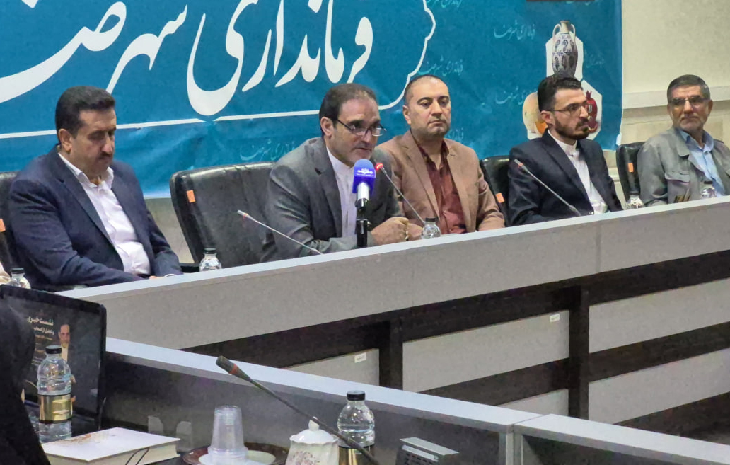خبرنگاران چشم بینا و زبان صادق و گویای جامعه هستند