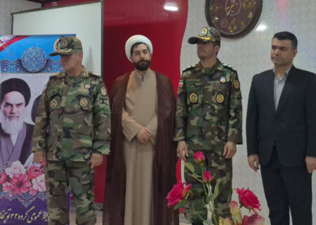 تجلیل از پزشکان و کادر درمانی بیمارستان امیرالمومنین(ع) شهرضا و گروه ۲۲ توپخانه ارتش به همت فرماندهی گروه